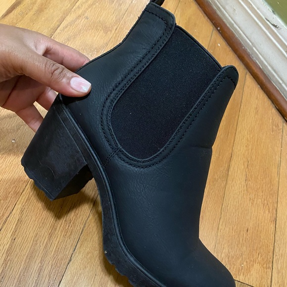 Booties - Picture 4 of 4